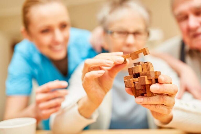 Cómo Cuidar A Una Persona Con Alzheimer MÁs Que Ayudas Tu Tienda